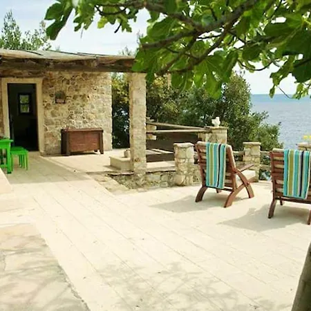 Charming House + Bbq * Selca (Brac)