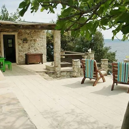 Charming House + Bbq