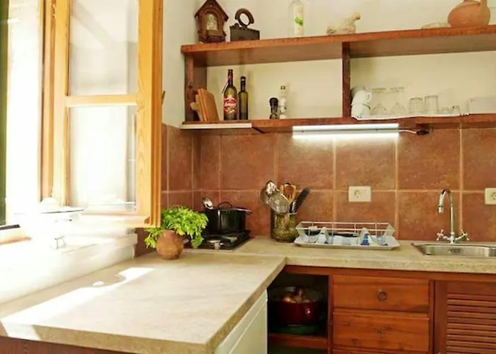 Charming House + Bbq *