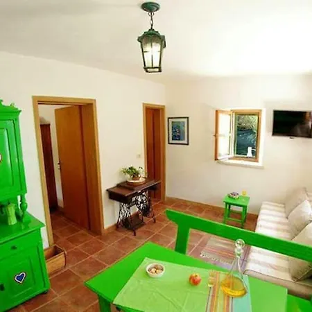 Сasa de vacaciones Charming House + Bbq *